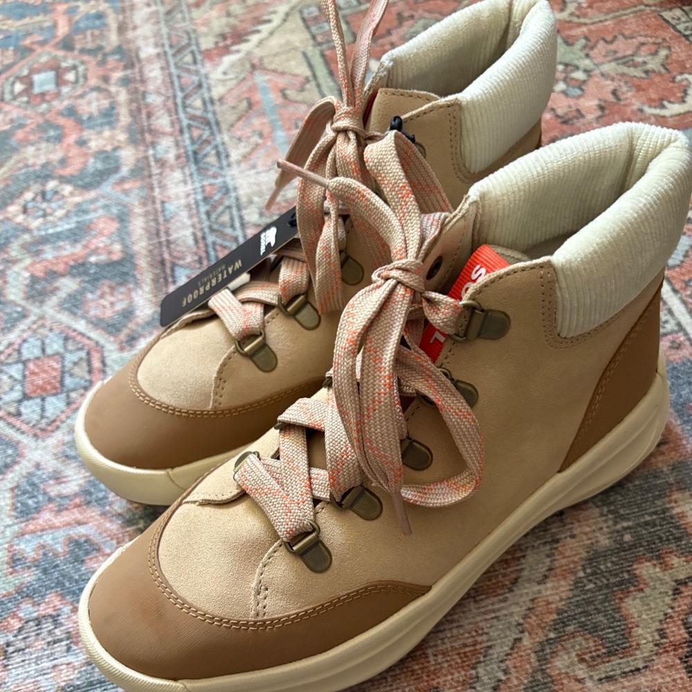 Sorel Ona 503 Hiker ankle boots in the Canoe/Bleached Ceramic | 8.5